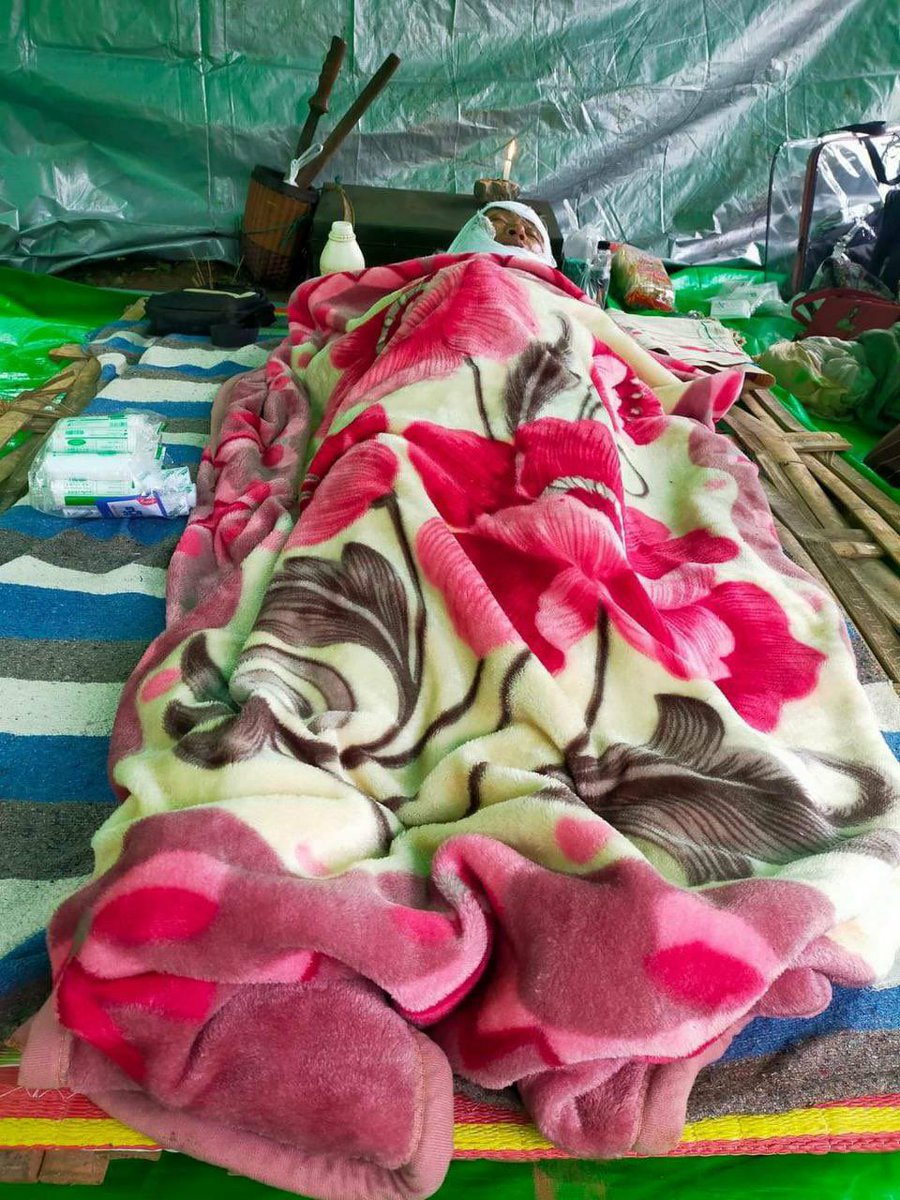 BryanOC55893120's tweet photo. Tw // Sensitive Contents,
SAC troops from battalion 102 shelled artilleries to Saungdular village, Demoso tsp, Karenni state last night, resulting in death of a resident and injuring of 3, according to Demoso-PDF. #2022Jun11Coup #WarCrimesOfJunta #WhatsHappeningInMyanmar https://t.co/Cclq7U0PWO