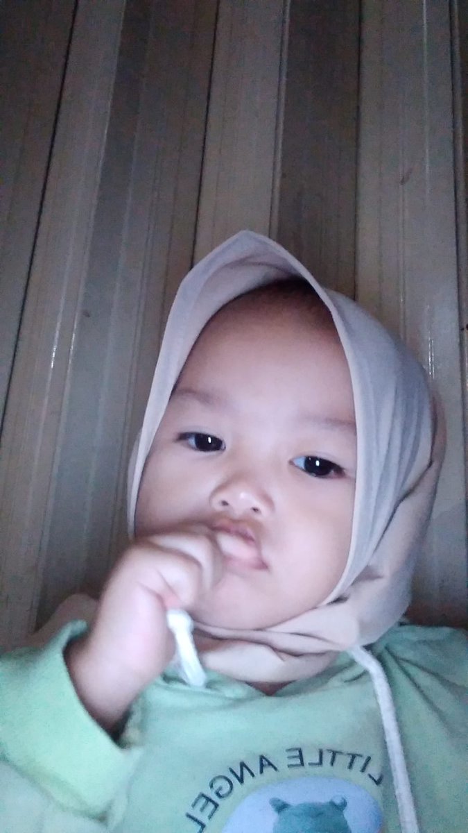 Dehadjar_29's tweet photo. Assalamualaikum...
Selamat bermalam minggu semua.. 😊 https://t.co/YFD8YdobOb