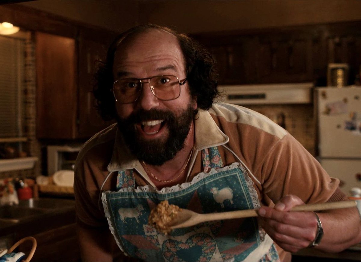 sdrewshugs's tweet image. appreciation tweet for the character that carries the comedy on #StrangerThings4