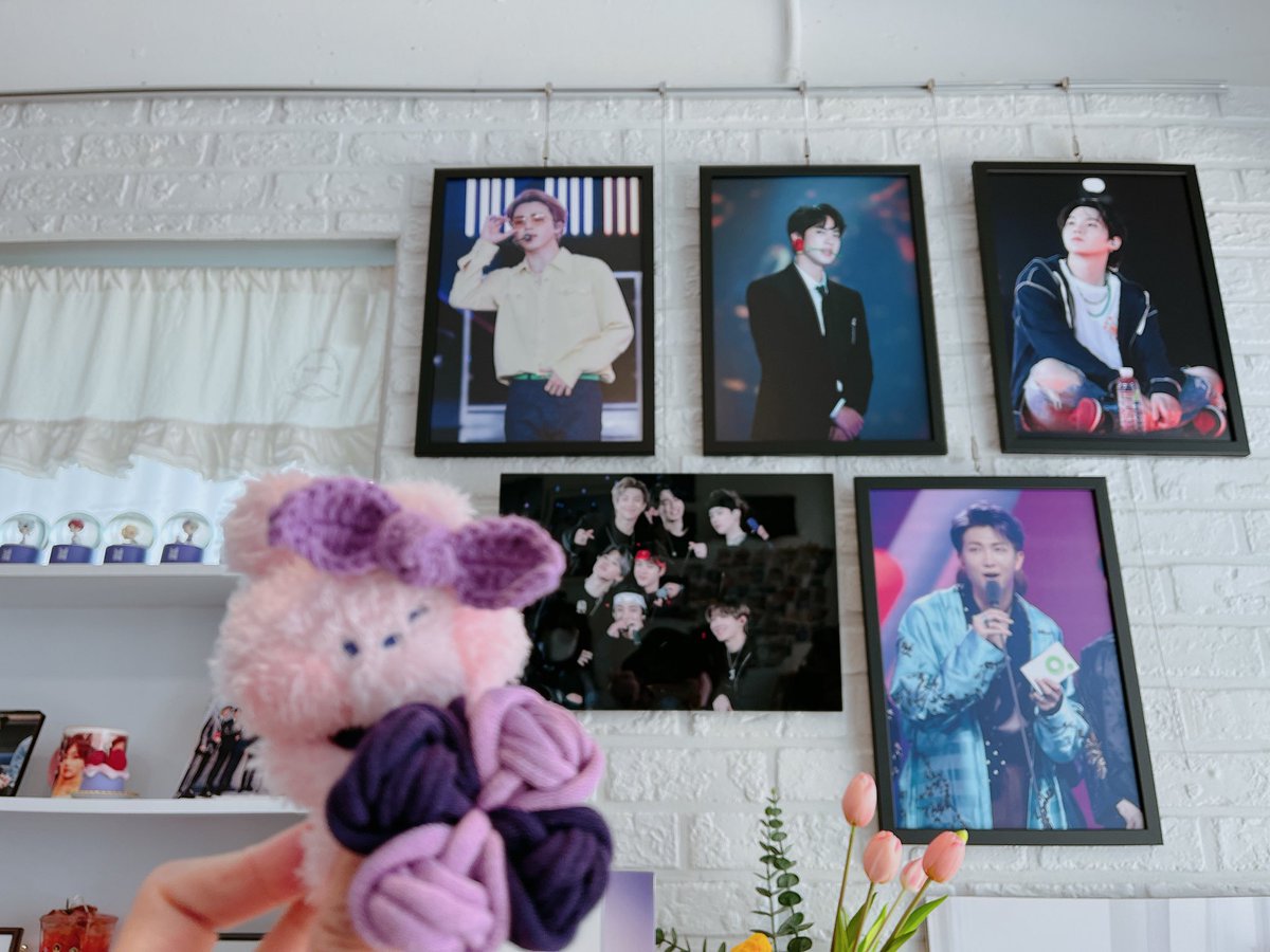 sweet_cookey's tweet photo. 토꾸화관쓰고 방탄메리미~이잉
네잎클로버야 행운을 줘🍀
@bts200901
@3P5hx
@V_LeDeng
@hopedream218
@dalbodraemang
@BTS130613_0709
@Sun61567780

#밤이_깊을수록_더_빛나는별빛_bts
#너희에게_스며든_보라빛시간_9년
#너희에게_스며든_보라빛시간_3288
#0613_너희와_우리_화양연화의_시작 https://t.co/YBf3QFk9OW