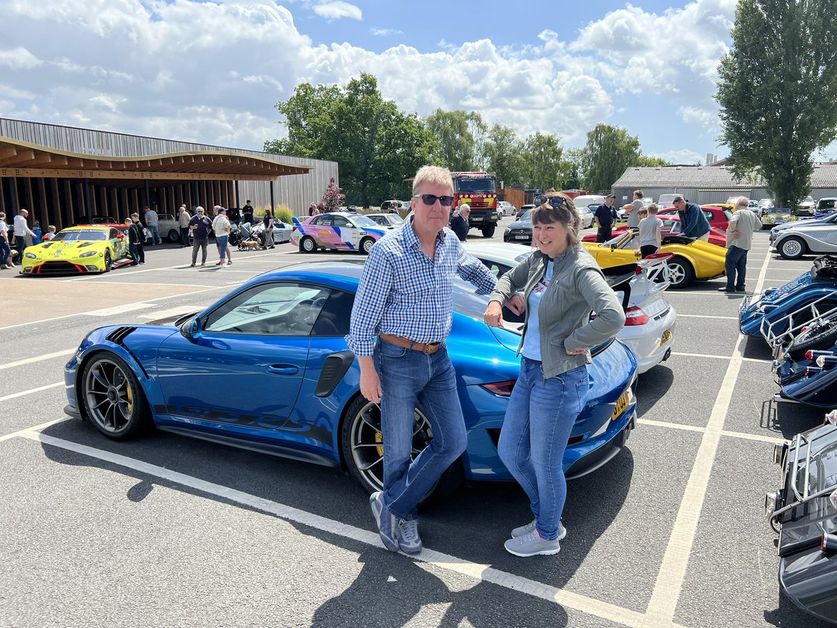 biffosmith14's tweet photo. Fab morning as ever at #MeetatMorgan
Met lots of old chums & made a few new ones.
My Fitbit got confused & thought the drive there in Morag was a bike ride!
@mog_ed @MancunianMog @jameswgilbert @morganmotor https://t.co/jwyjDl6ixz