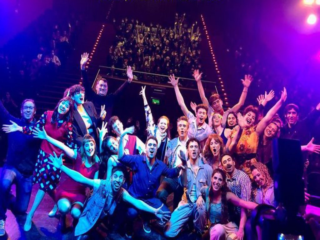 ZZNoficial's tweet photo. Esto Pasó hace 1 Semana en el Reestreno de #Popotitos, una Simple Historia de Amor... Musical 🎭 Hoy en el CPM se repite la Cita 🎼 Entradas a la Venta por sist. PlateaNet y en la Boletería del Teatro 🎫 @Caro_Ibarra @NegraDiaz @PabloJuin_ @SolPremat @CallMeMarAF https://t.co/zMiPwVNECQ