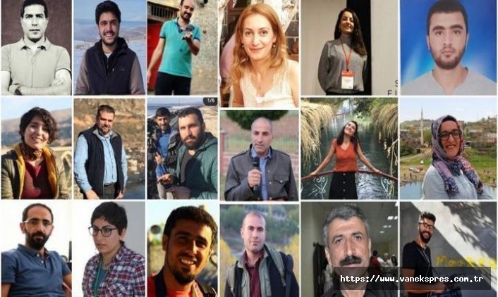 Raperin_2002's tweet photo. Dema mersele dibe ya kurdan, her kes
Ker dibe, kor dibe...
#ÖzgürBasınSusturulamaz
#GazetecilikSuçDeğildir 
#GazecilleriSerbestBırakın https://t.co/cBBzxDVVt8