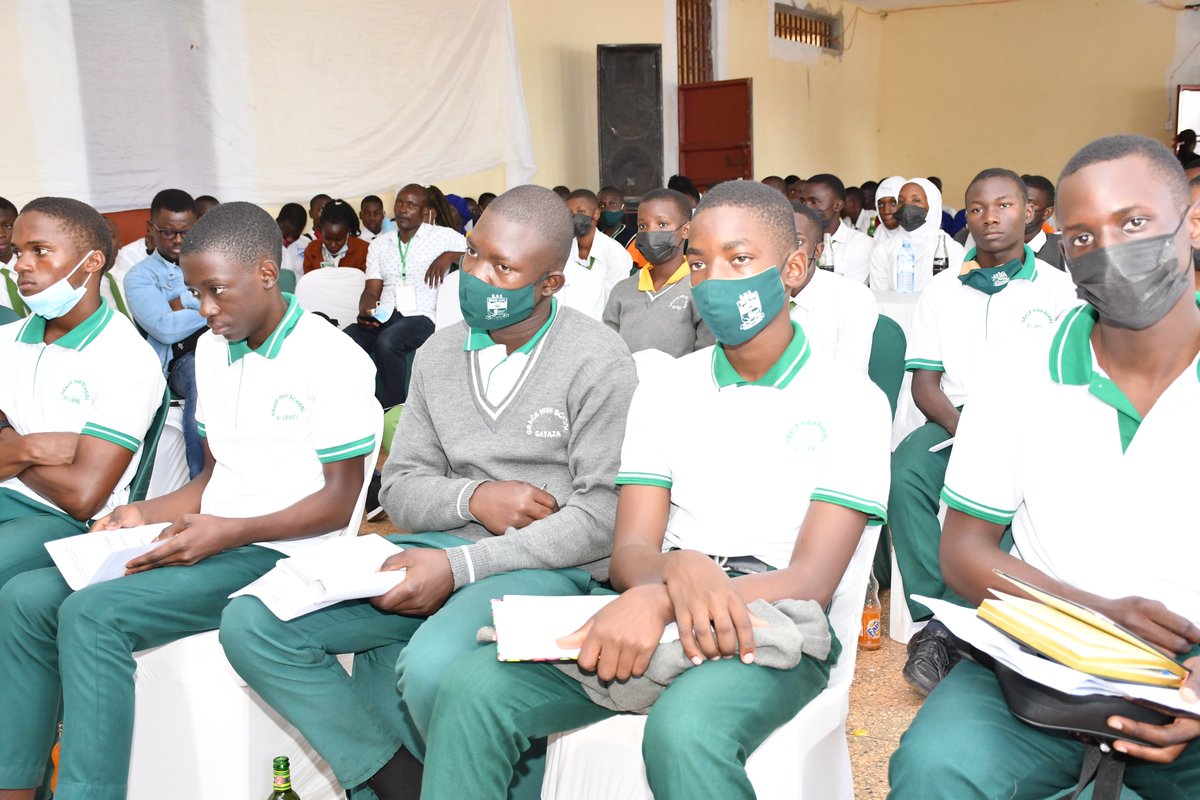 NrmYouthleague's tweet photo. Innovation in agriculture is always important for the youth, if you're looking at agriculture as a single income stream, you will collapse. You need to diversify and do more #AgricEducShow2022 https://t.co/c2Tddyskmf