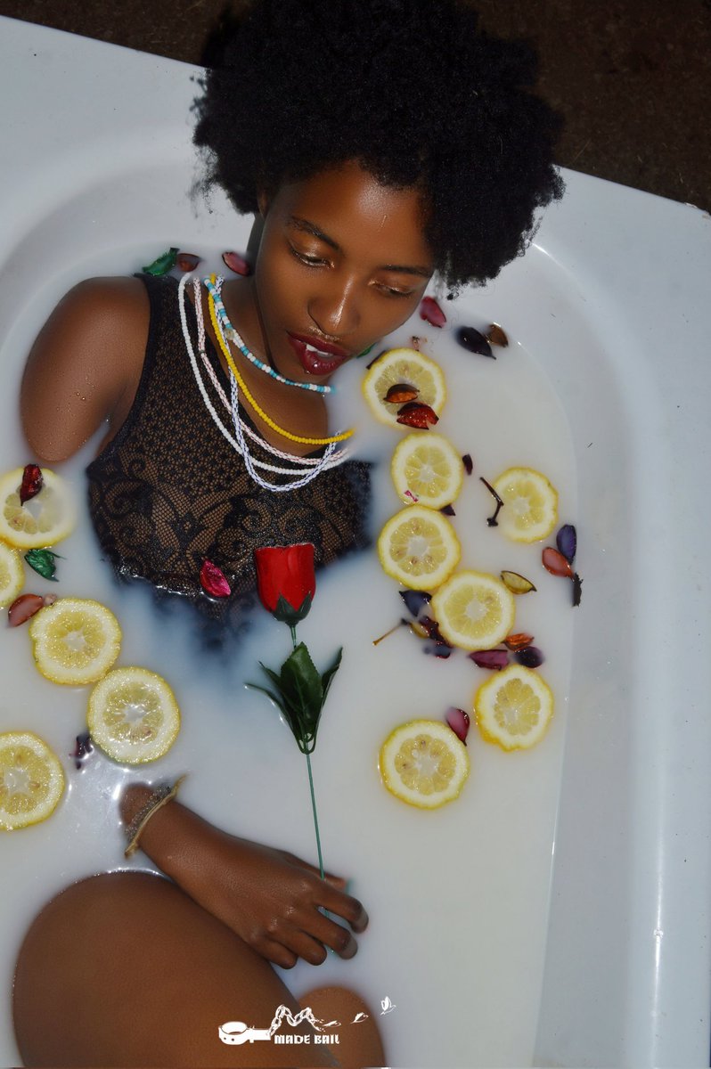 BlackRoseMogapi's tweet photo. Go out of your comfort zone and let the sun shine it's light on you, and this is how my shoot went .Black Rose meets water session with @made_bail #Blackrose #MadeBailVisuals #Watersession https://t.co/tv51hqzyyK