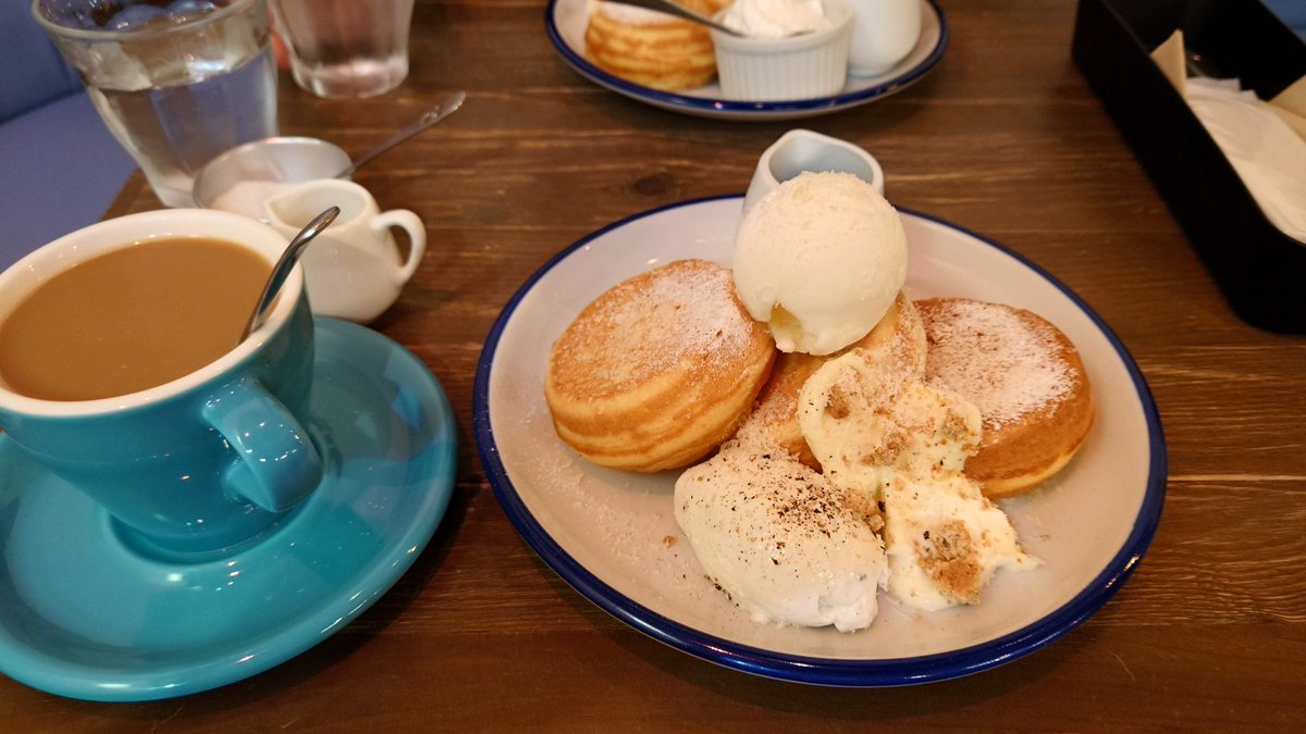 ScsshLespaul153's tweet photo. これは今日食べたチーズパンケーキ!
池袋で食えるで
#DIORAMACAFE https://t.co/8rPSZC2CHP