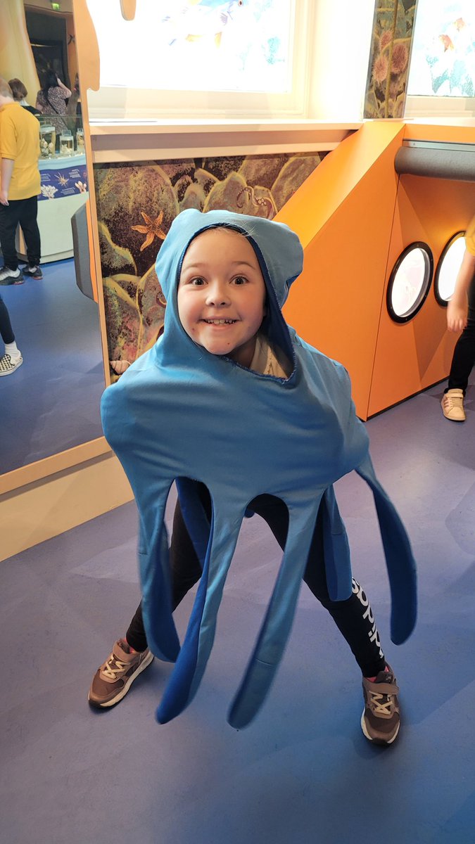 We loved dressing up at the <a href="/NtlMuseumsScot/">National Museums Scotland</a> on our trip on Thursday! 😍 <a href="/MorayP4S/">P5S Moray Primary</a> <a href="/EpMoray/">E.P 1-4 @ Moray PS</a> <a href="/MorayPS/">Moray Primary School</a>