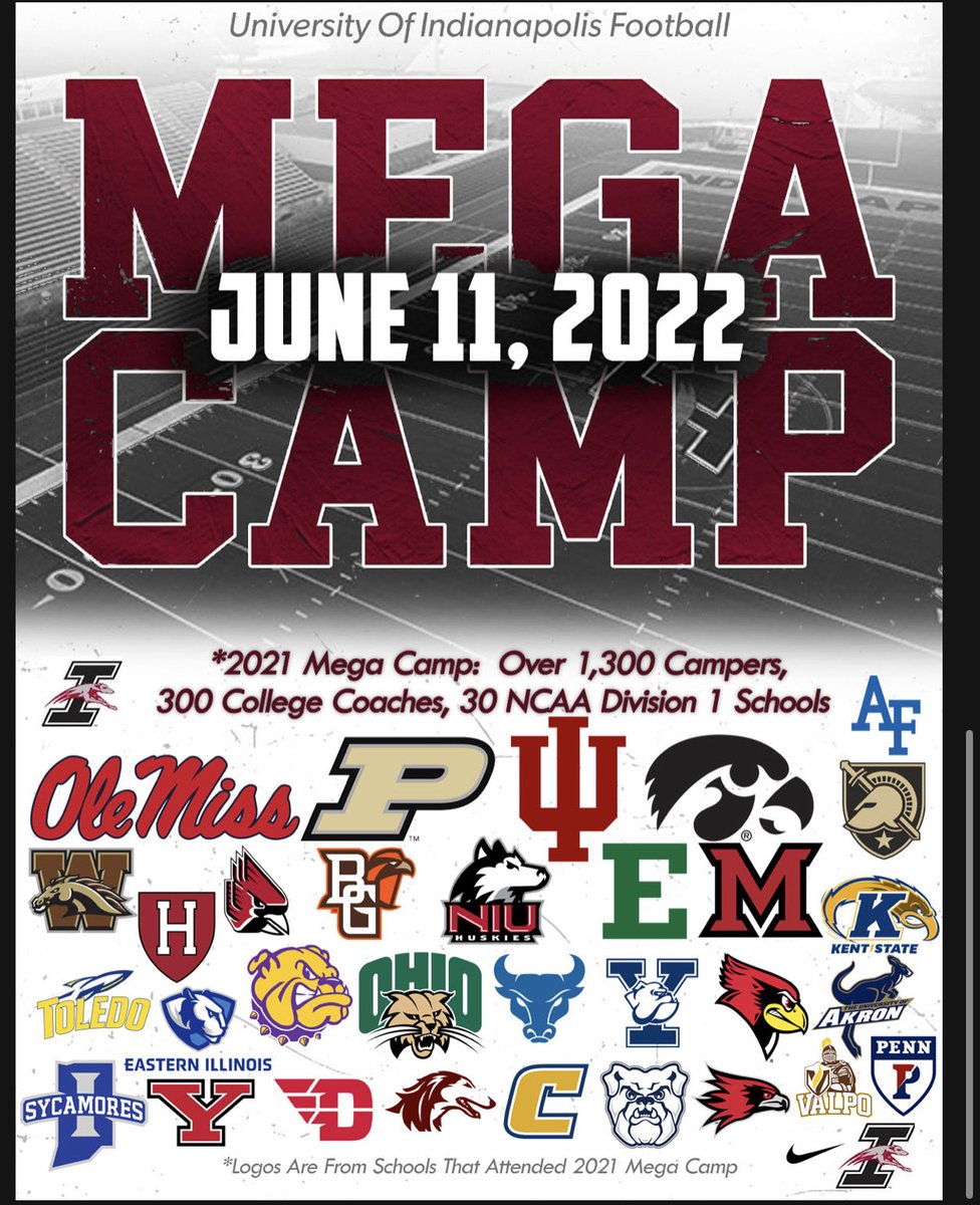 TheCoachHarp's tweet photo. Camp Day …….#Harper9
#MegaTime @saint_teresa
@RoyceH13_
Let’s goooooooo🏈🏈🏈🏈🏈 https://t.co/Owv7bbGy4X