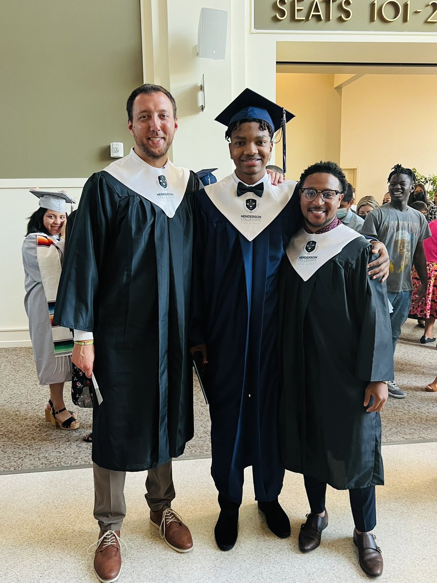 TeamWhit's tweet image. For the last 3 years @CoachGWM2 and @imxg_tds have shown love and support for my guy @JaedonWhitaker4 in the classroom and on the court. Appreciate that a lot Fam.👌