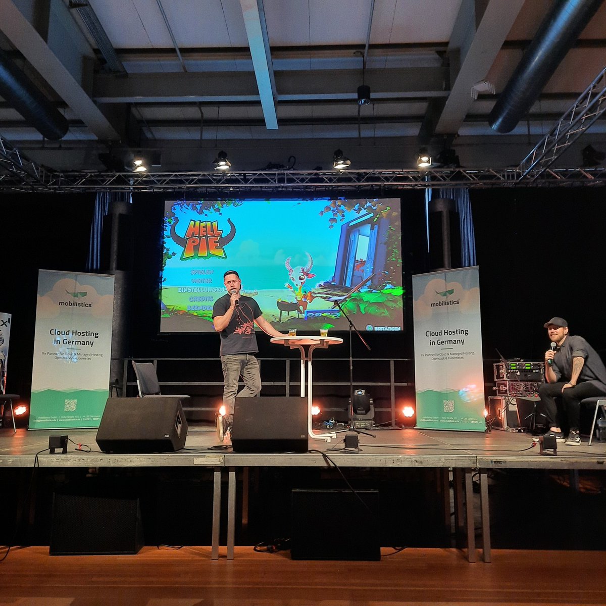 We had a lot of fun listening to <a href="/SluggerflyDev/">Sluggerfly</a> talking about their new game Hell Pie!

Make sure to wishlist it ❤️ <a href="/ArtNGames/">Olli</a>
#indiedev #videogames #Events