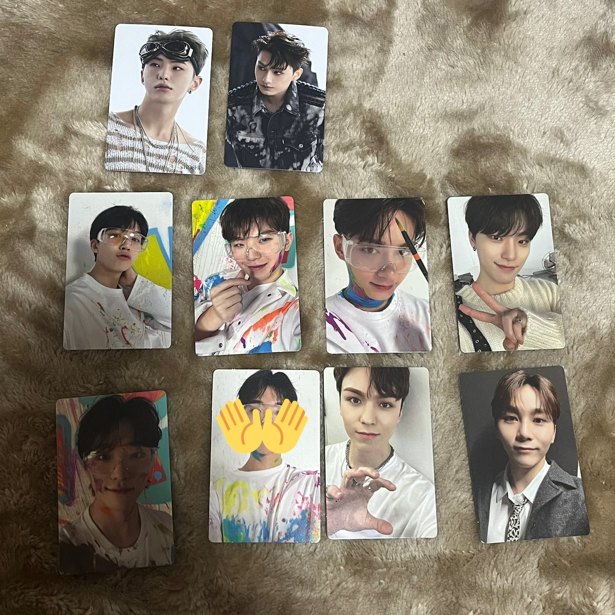 jisoo_ev's tweet photo. 🍒SEVENTEEN アルバム Face the sun トレカ ポストカード 交換

【譲】エスクプス (スンチョル) ジョンハン ジュン ウジ ディエイト (ミンハオ) ミンギュ スングァン バーノン ディノ

【求】ジョシュア(同種異種問いません)

郵送での発送希望です
お気軽にお声掛けください🙇🏻‍♂️ https://t.co/O66FK05Dq6