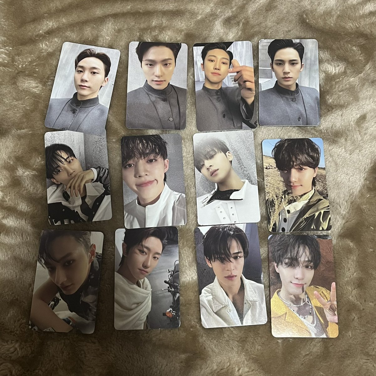 jisoo_ev's tweet photo. 🍒SEVENTEEN アルバム Face the sun トレカ ポストカード 交換

【譲】エスクプス (スンチョル) ジョンハン ジュン ウジ ディエイト (ミンハオ) ミンギュ スングァン バーノン ディノ

【求】ジョシュア(同種異種問いません)

郵送での発送希望です
お気軽にお声掛けください🙇🏻‍♂️ https://t.co/O66FK05Dq6
