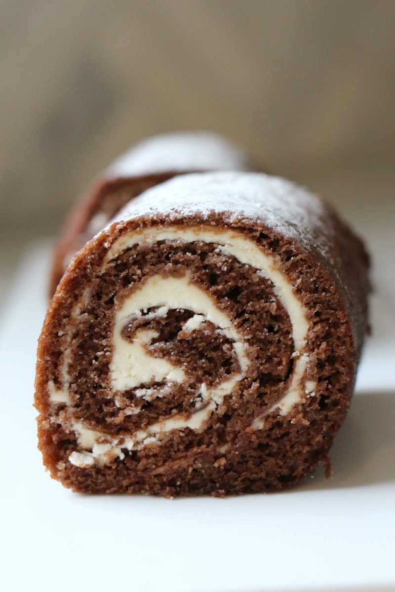 Chocolate cake is wonderful for celebrations, even if you're just celebrating life in general. Thankfully our Chokolade Roulade is always available, and it's no wonder it's such a popular choice! Did you know that you can order a FULL piece as a custom order? Visit out website!