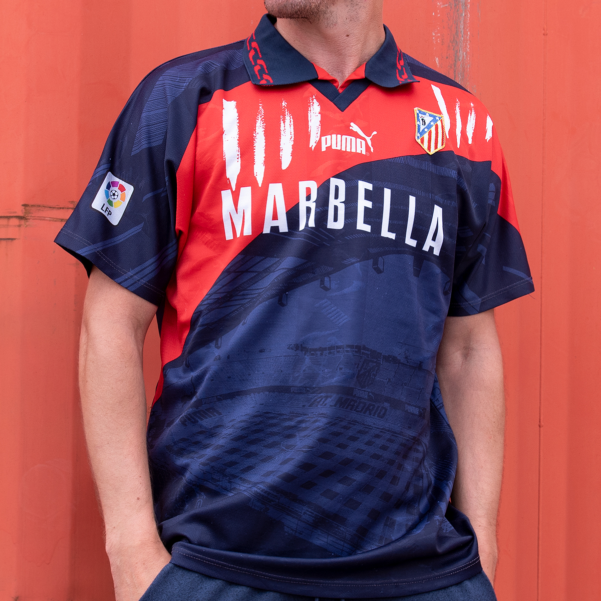 Classic Shirts on Twitter: "Atlético Madrid 1995 Away by Puma 🇪🇸 Featuring the Vincente Calderón within the design! Hitting the site on June 15th! https://t.co/eKhcaikyBo" Twitter