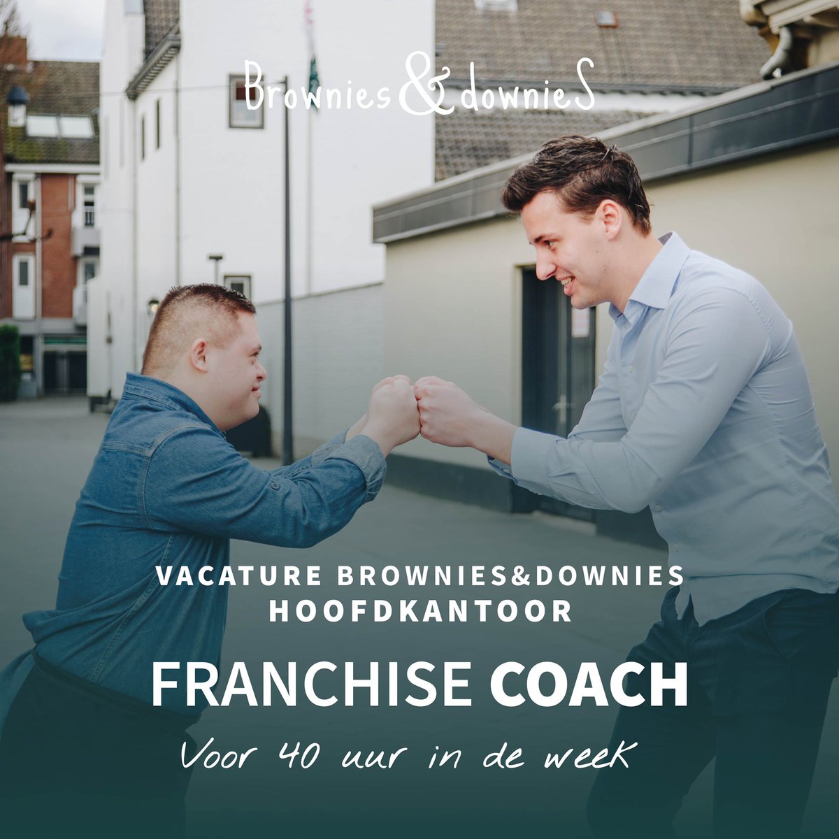 Vacature alert! 🚀

Wij zijn op zoek naar een enthousiaste collega die samen met ons succes wil maken. 😄 Wie weet ben jij binnenkort onderdeel van onze familie! 💙

De hele vacature bekijk je via browniesanddownies.nl/vacatures