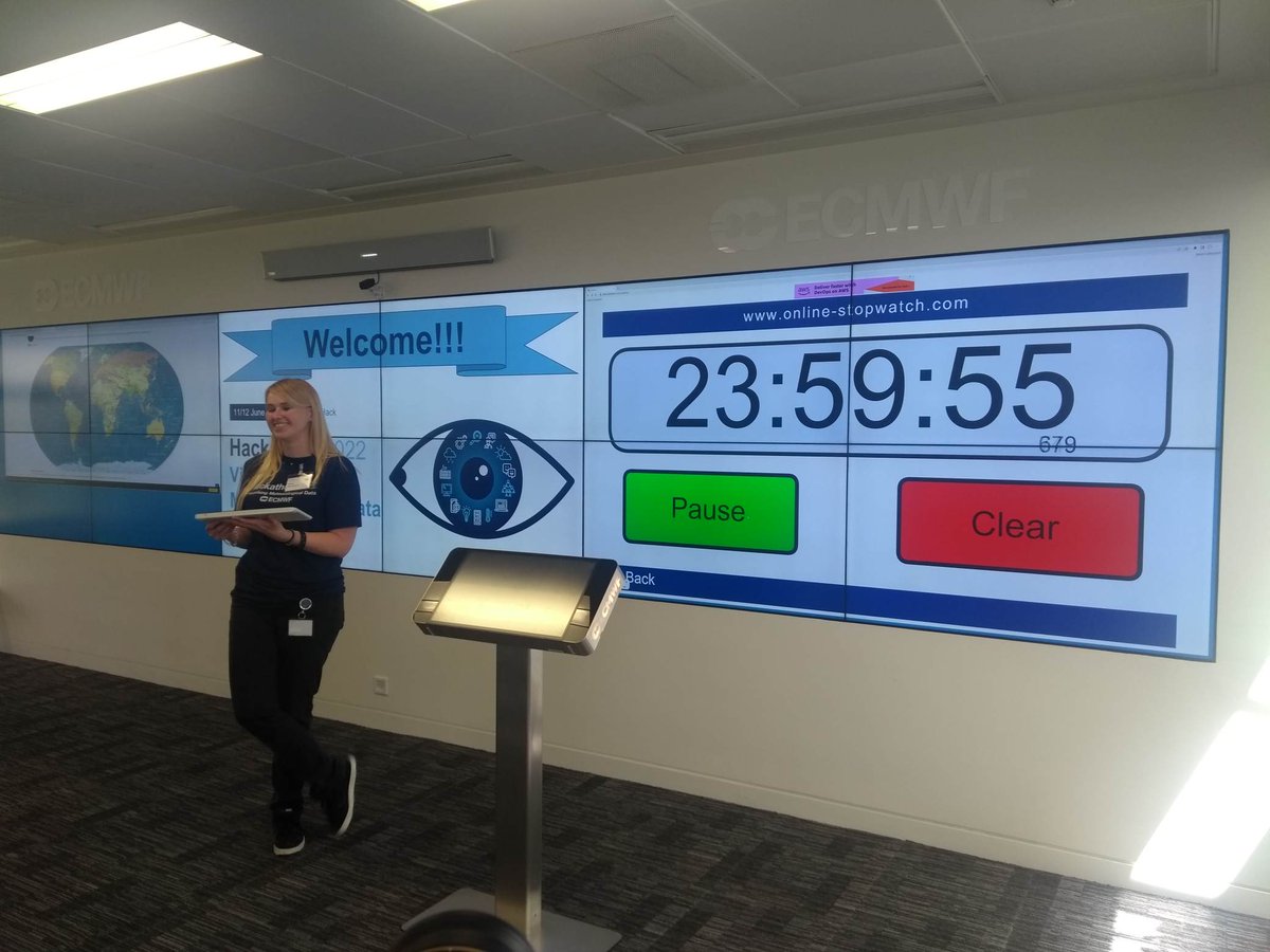 GwynRMatthews's tweet image. Ready! Set! Hack! 💭🌦️💻

The 24h #VisMetHack has begun!