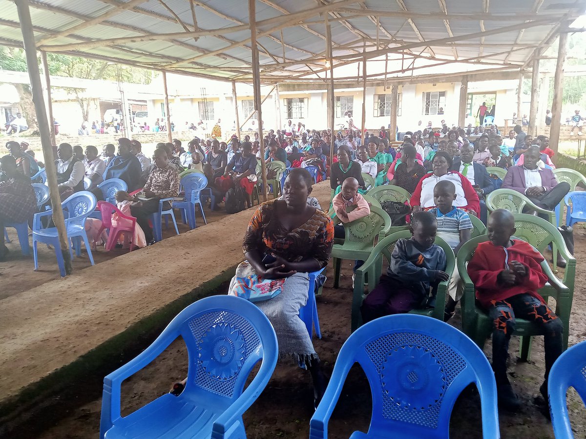 JohnPesa44's tweet photo. Today I attended two church services at Magoto SDA and Nyasare SDA respectively. We preached peace in this coming general election and asked the voters to be each brother's keeper. Happy Sabbath. @DAP_Kenya #AzimioLaUmoja https://t.co/2wn8Vz1Ogo