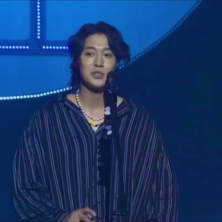 jennyDo14213544's tweet photo. Gracias
#KimHyunJoong
Por tu gran talento
Este concierto fue muy estupendo y emotivo, verte bailar fue genial y que excelente sonrisa tenias hoy, te deseo éxitos siempre @khj_heneciatwt
#CountDown3secondsleft https://t.co/ayRBcrKQfX