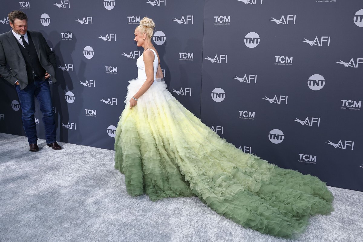 gwenblakeinfo's tweet photo. 📸 9th June II 48th AFI Life Achievement Award Gala Tribute Celebrating Julie Andrews - Arrivals [500 HQs - YES REALLY] https://t.co/AQLEtcMJwN https://t.co/reN2uPzFh5