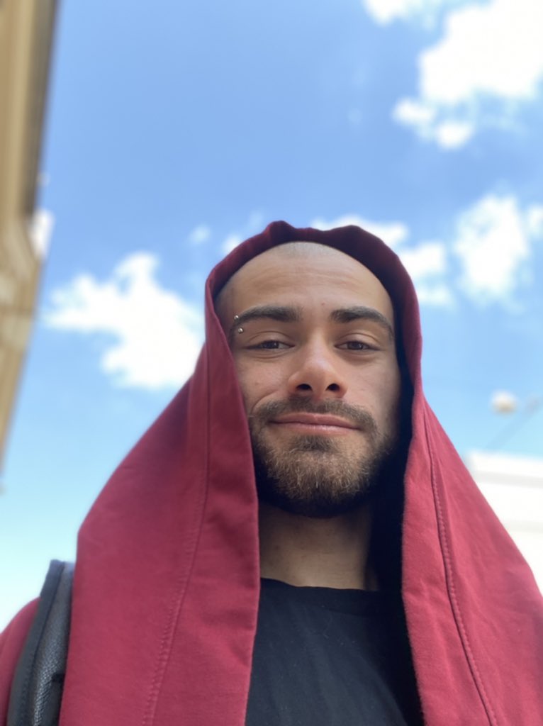 ZeusHardplay's tweet photo. robes are cool!!!! https://t.co/1CVJcmWEsY