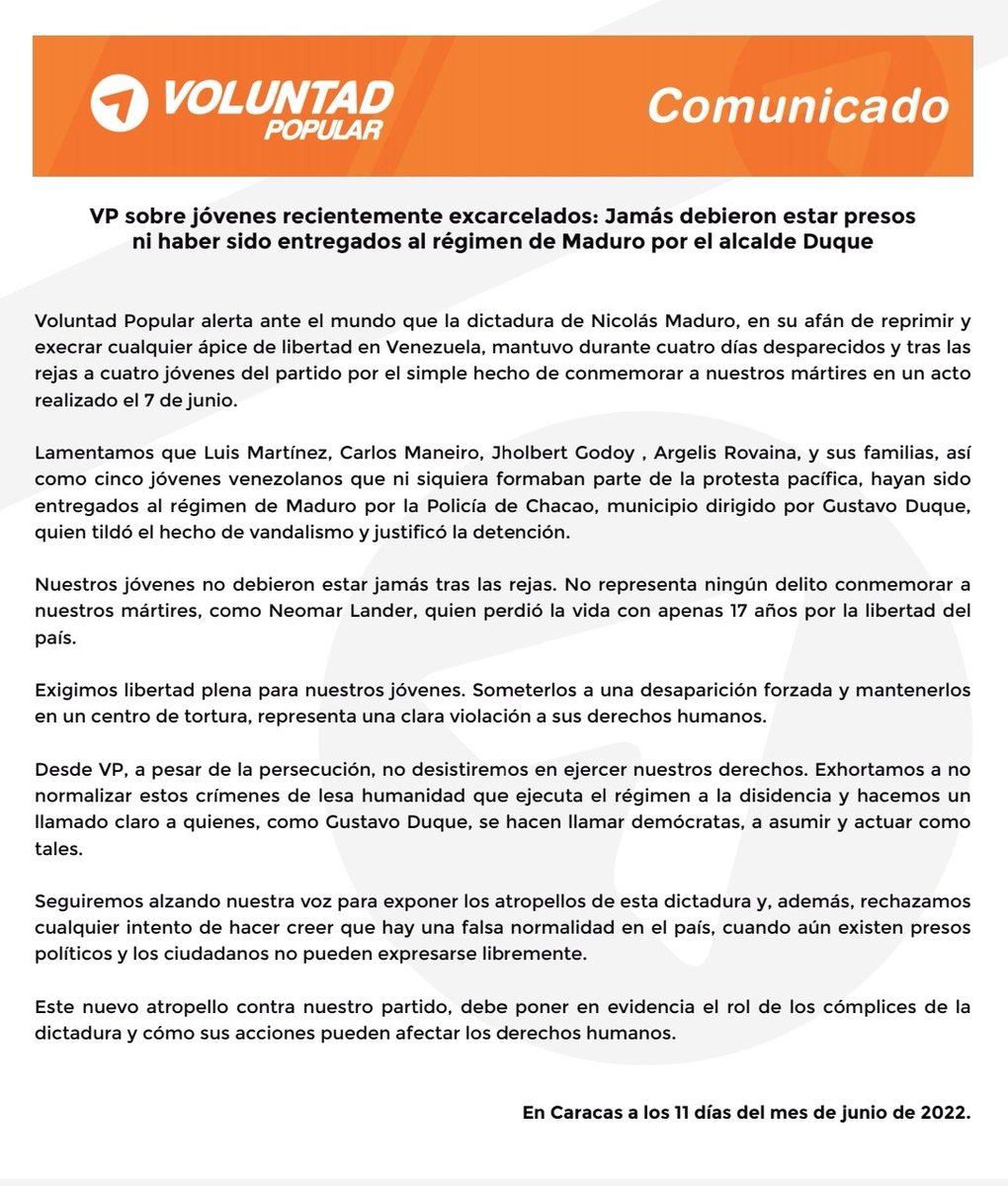 VoluntadPopular's tweet photo. #COMUNICADOVP | ¡Nuestros jóvenes han sido liberados! Jamás debieron estar presos, mucho menos haber sido entregados al régimen de Maduro por un supuesto alcalde opositor, por el simple hecho de conmemorar a nuestros mártires. #LiberenAlosJóvenes https://t.co/xW2uwvnZoa