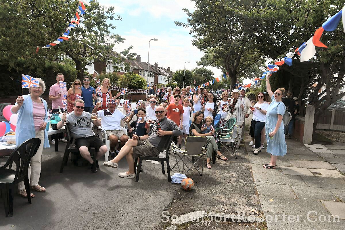 SouthportReport's tweet photo. This weeks edition is now online....  From #Jubilee to wheelchair problems, and more.... All in this weeks edition! https://t.co/f0JvYiUUDA https://t.co/7l6S9ckjyJ