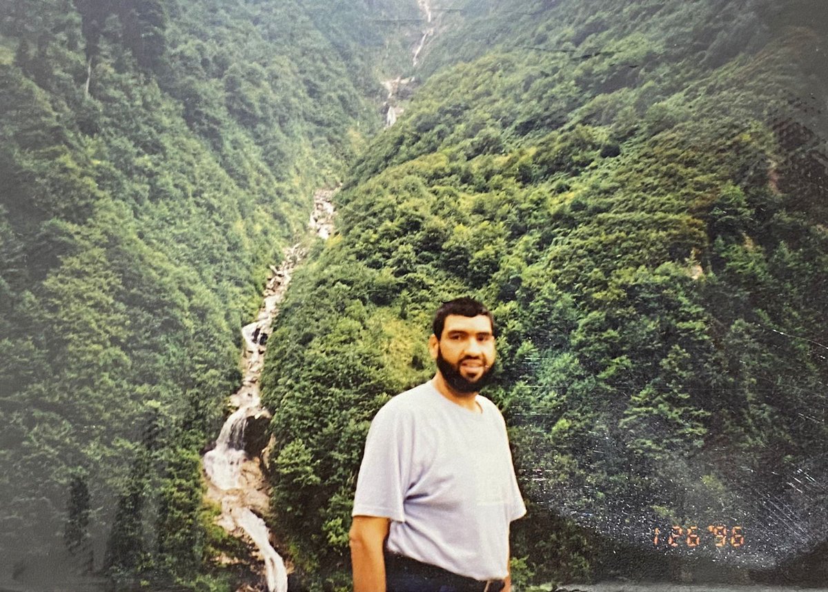 #سياحة
#سفر
#السعودية
#تركيا

قبل 26 عام شلال ايدر
اما الان رغم الخدمات فقدت ايدر عذريتها
كان فيها فقط مطعمين و فندقين خشبية
كانو يقدمون الاكل التقليدي لاهل المنطقة
زرتها قبل 5 اعوام لم تعجبني تغيرت كثيرا