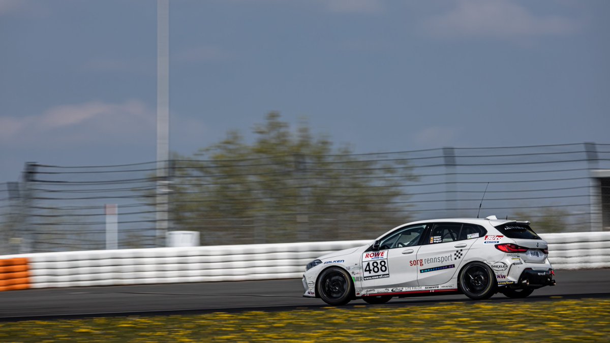 🇩🇪 Nur noch zwei Wochen bis zum nächsten NLS-Lauf!

🇬🇧 Only two weeks until the next NLS run!

1VIER.com