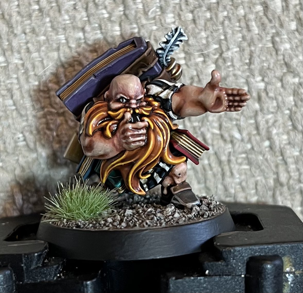 The league is getting a bit tasty, so the ref has had enough!! 👊💥🏈🎲<a href="/wepaintmini/">Darren - We Paint Minis</a> #Warmongers #bloodbowl @WarComTeam #paintingwarhammer