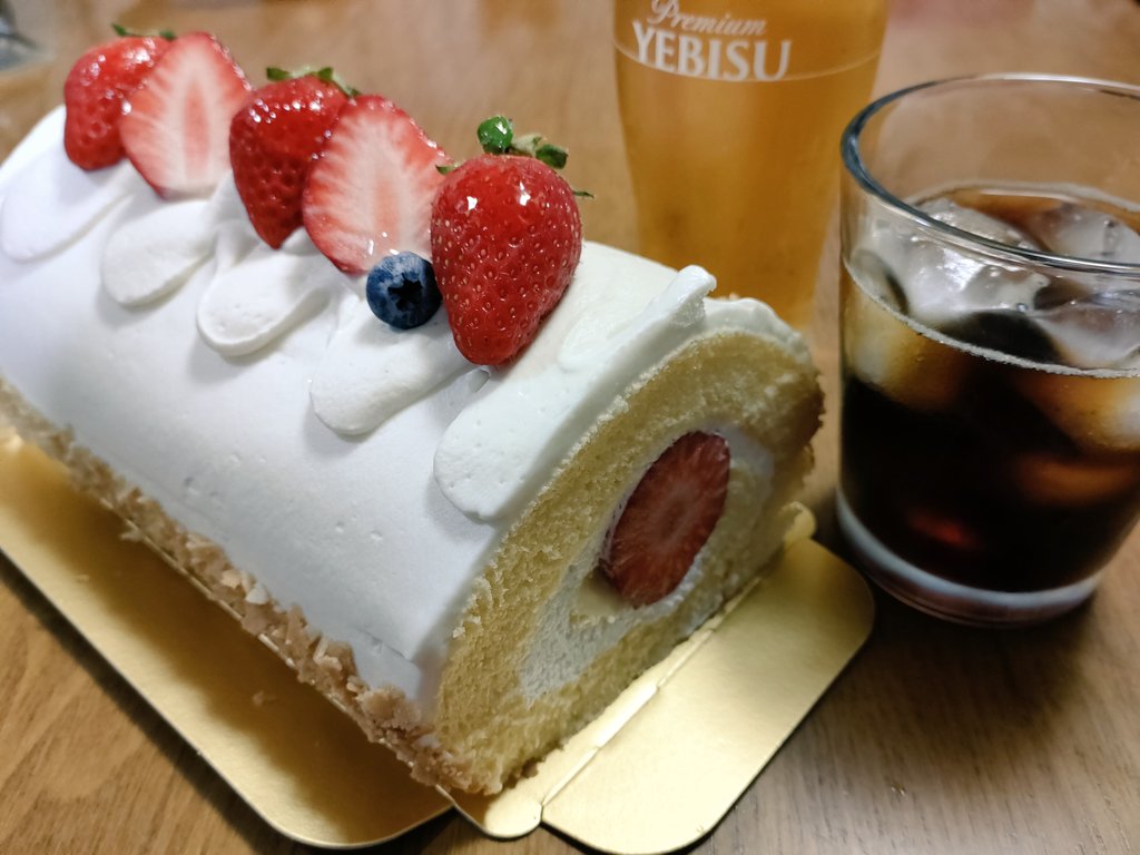 初めまして☆
つなみ　エリー　いつか何処で
白い恋人たち(ソロ曲ですが)
みんなの歌　栞のテーマ♪♪
歌います(名曲バラードメイン)
良い曲　たくさん有りますから〜　希望の轍も　good 