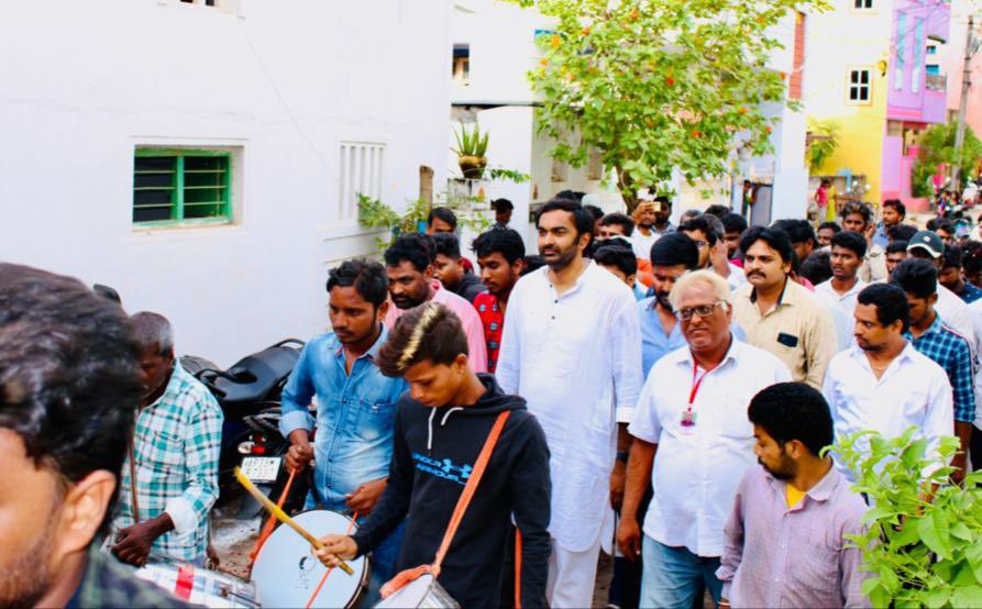 ManukranthReddy's tweet image. జనసేన క్రియాశీలక సభ్యత్వం కిట్ల పంపిణీ కార్యక్రమం. 

Gudur constituency Memberships kits distribution along with District Vice President Shri Theegala Chandar Shekar garu.(2/2)

@JanaSenaParty @mnadendla @PawanKalyan