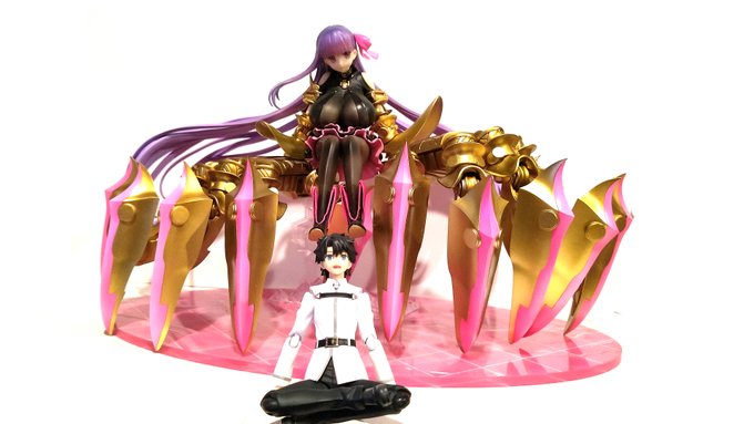 改めて物理的に二次元ごまかしの効かない立体を見てるとこりゃ手もおっぱいも日常生活が大変そうだ…
支えて(物理的含む)あげないと(灬'ิω'ิ灬) 

正面からの参考写真が大半で確認しづらかった横から見てもとてつもなくかわいい…
#FGO 