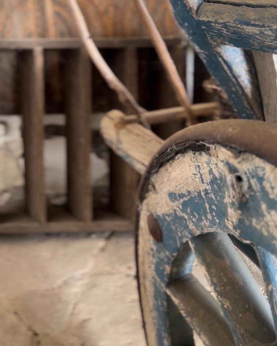 VEscolca's tweet photo. #innovazione e patrimonio culturale immateriale: stiamo lavorando alla catalogazione di tutto il patrimonio demo-etno-antropologico custodito nella casa museo “Is Pilattus” - vi piacerebbe avere uno spoiler?
 #culturaPerTutti  #innovazioneMW #escolcaturismo  #MuseumWeek https://t.co/65MeiFMi9U