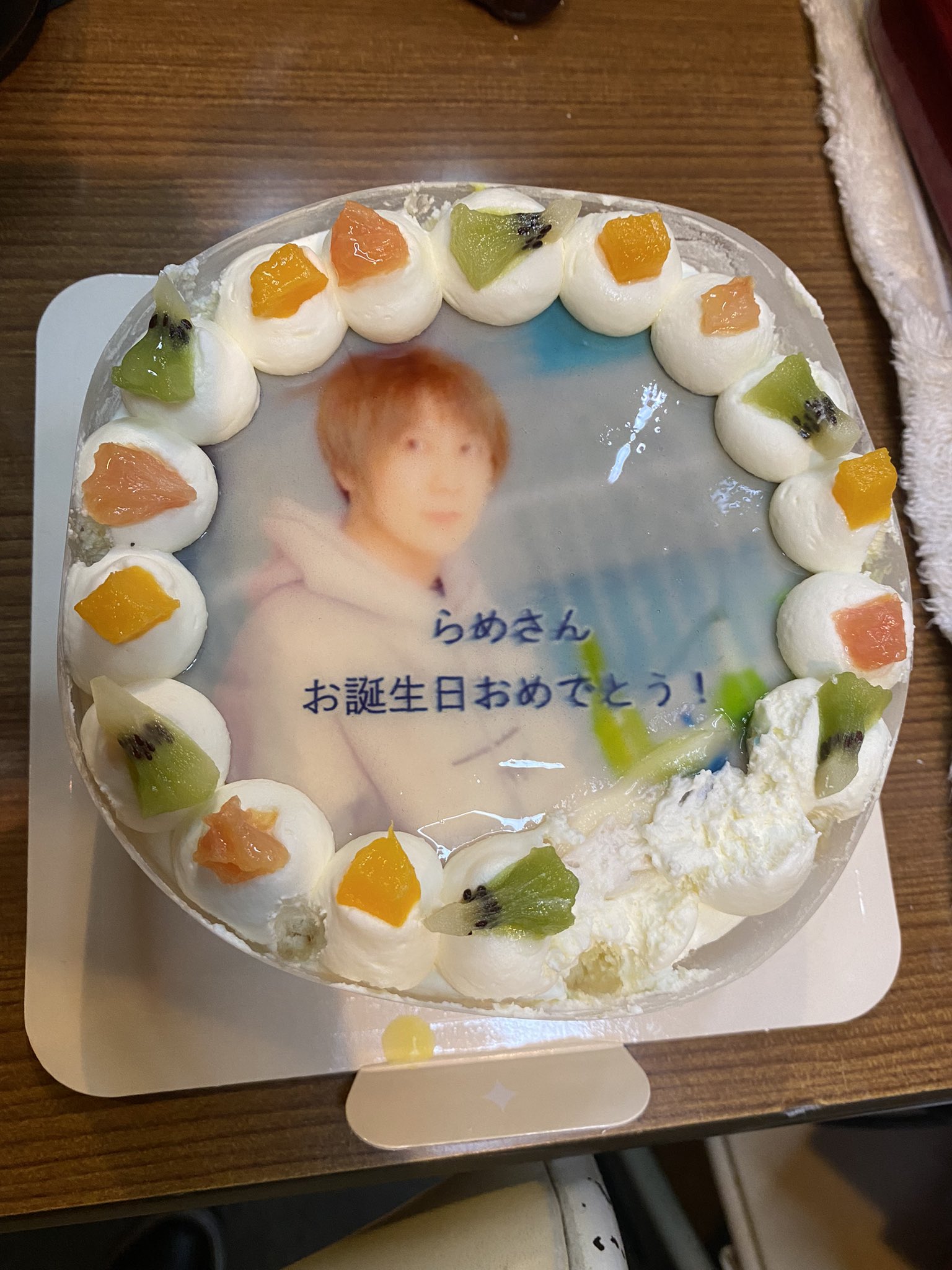 Rame 静岡の皆様 ステージをお借りして快くお祝いしていただきありがとうございました Lsmとjlkメンバーと 静岡 遠征の皆様にお祝いしてもらえて良き誕生日を迎えることができました 終演後私のバースデーケーキ は食い散らかされ 最後に私の