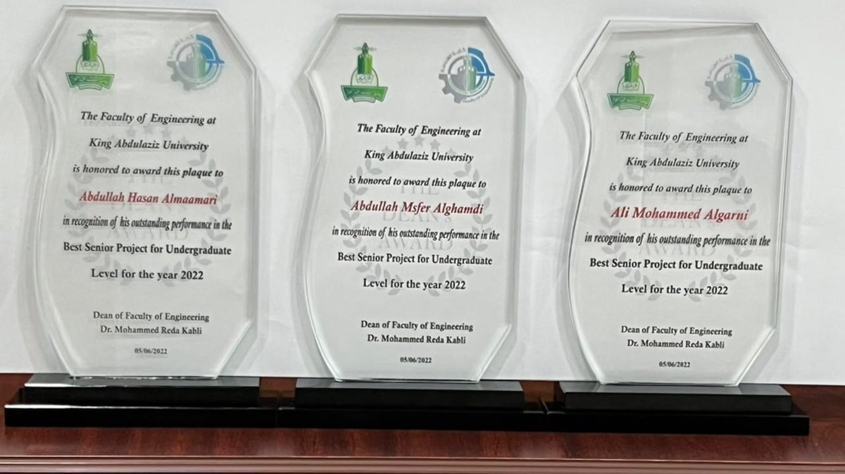 KAUCESC's tweet photo. يبارك نادي الهندسة المدنية والبيئية وكافة منسوبي القسم لزملائنا:
م. عبدالله المليص
م. عبدالله المعمري
م. علي القرني
- بإشراف د. سهيل المدني

لحصولهم على جائزة العميد 2022 لأفضل مشروع تخرج بكلية الهندسة لدرجة البكالوريوس🥇:

إنجاز أخر لقسم الهندسة المدنية البيئية 💪 https://t.co/gtRRlLBRwf