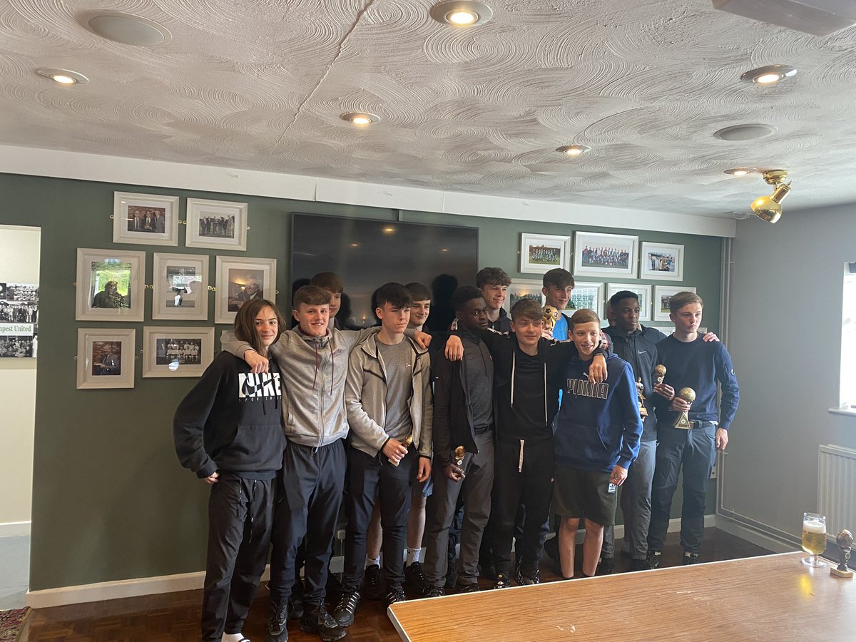 robindifilm's tweet photo. Really enjoyable year watching this ever improving side each week. Next season will be a cracker 🙌 #howfen https://t.co/WiF6DIEn2p