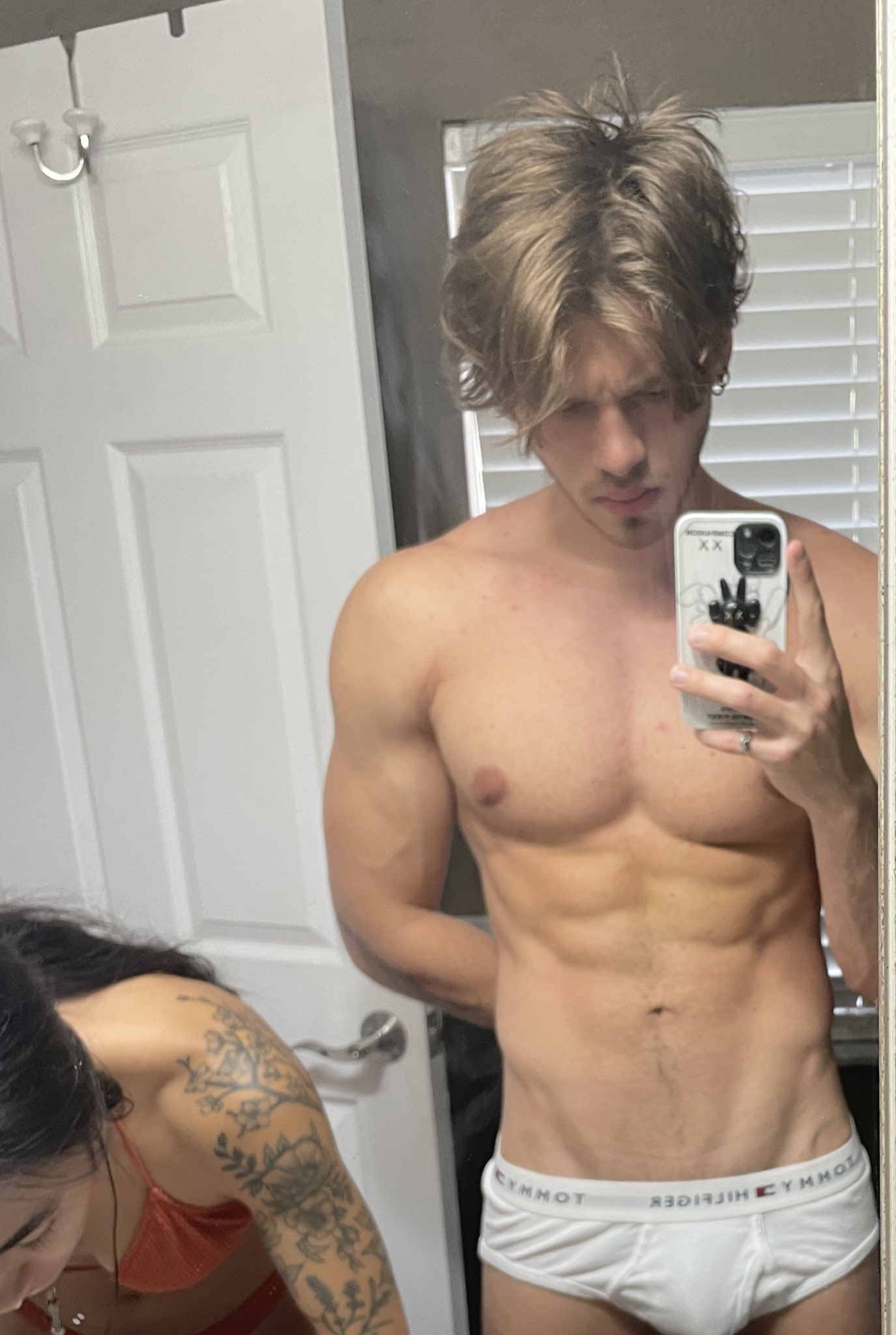 Chase Stobbe on Twitter: "She got banned from twitter for the 5th time