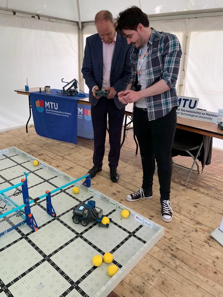 Micheál Martin tweet media