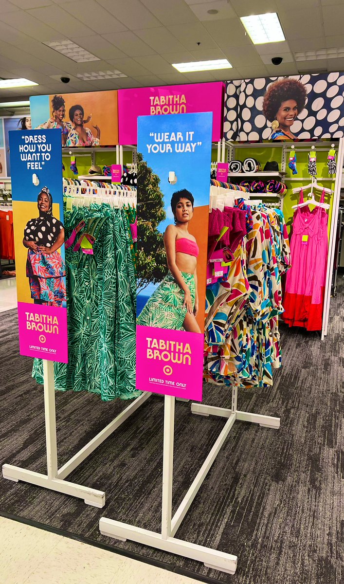 PhillipstKelsey's tweet image. I’m ready to see all the photos of this LTO. #T0923. 💚💛💜