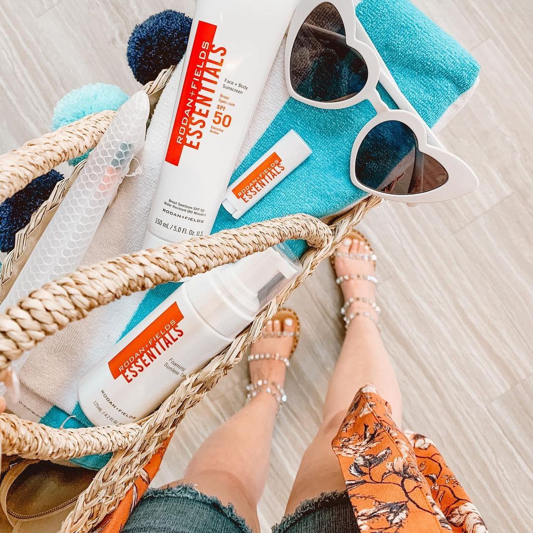 It’s time to take out my self tanner. Who is interested in a free one? Purchase any bundle and I’ll pay for your self tanner! ☀️🌞 #summerrime  #selftan #rodanandfields #skincare #FernRF #momofateengirl #skincareproducts #summertan go.rodanandfields.com/4zzg5w
