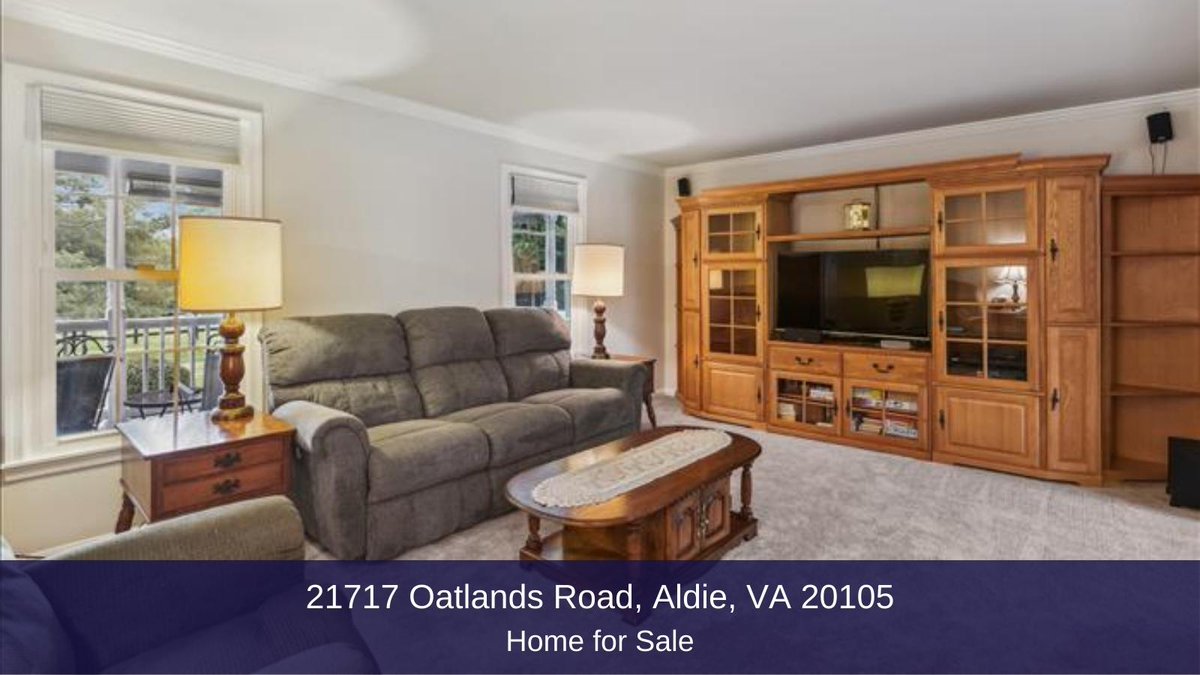 LintonHall's tweet photo. This elegant three-level #AldieVAHome is set in a sought-after location. https://t.co/EuiJtAVUjU https://t.co/Rsp0xbUt1Z