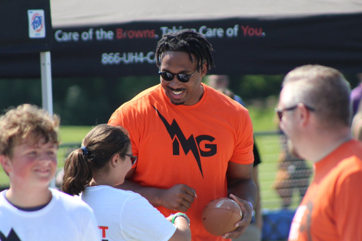 RuiterWrongFAN's tweet photo. Few more shots of @Flash_Garrett at his Pro Camp this morning https://t.co/vNKNV9PYcx