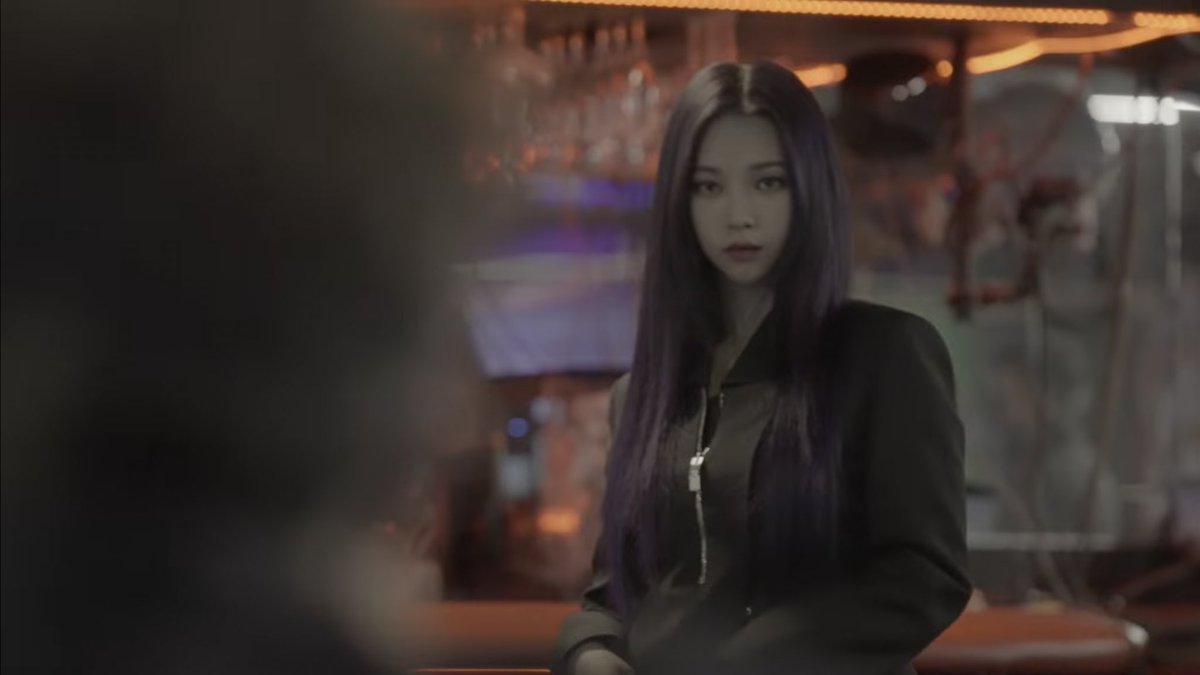 karinaspics's tweet image. a flaunt film