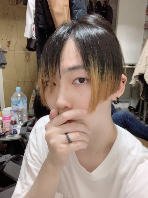 髪を洗ったのでサラサラなった。
褒めよ 