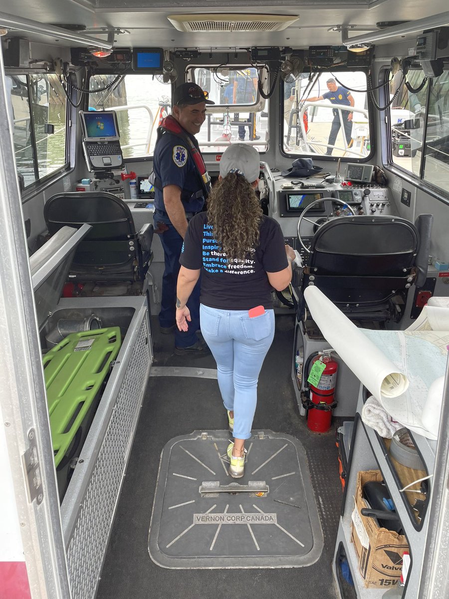 Josephine tweet media