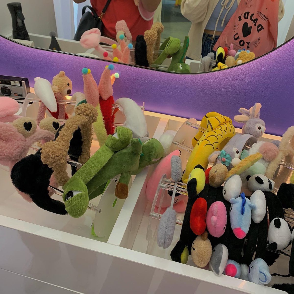 wanderlust tweet media