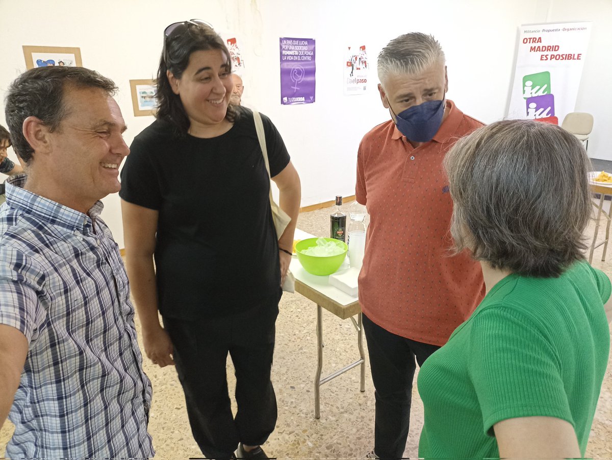 IUenCoslada's tweet photo. Agradecemos a todas las personas, organizaciones y partidos que queréis sumar en un Frente Amplio para Coslada.

Muchas gracias a @IU_Madrid y al @CSJaviSauquillo por vuestra ayuda 😊

Esto es solo el primer paso

#SumaCoslada https://t.co/IhauOxguWU