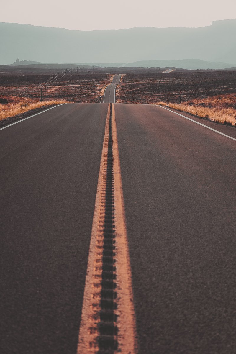 worldwithjessy's tweet photo. It's roads like these where I've found the feeling of freedom. https://t.co/6f6PL5K90Z