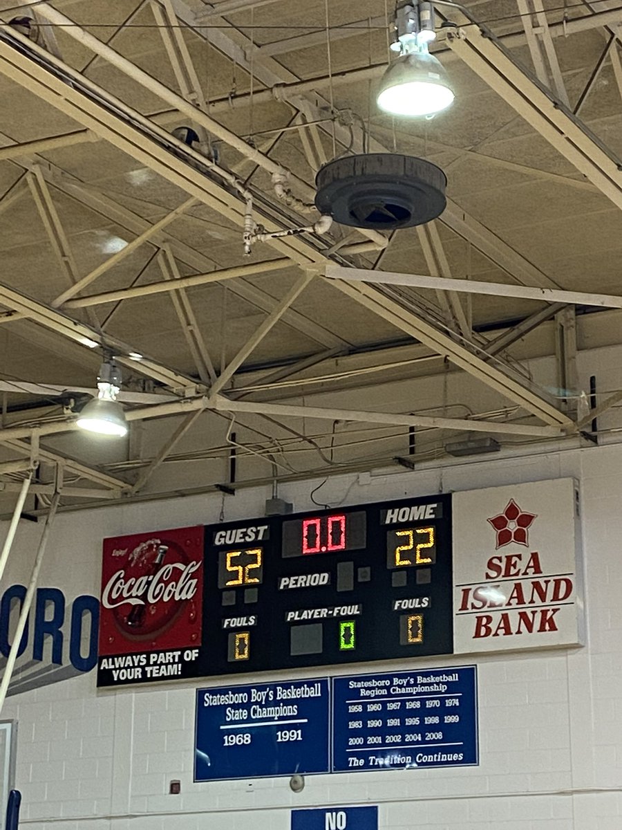 Statesboro_WBB's tweet photo. Final 
@BI_Lady_Hoops 52
@EHS_LadyKnights 22 https://t.co/wkbBJ2c5b9