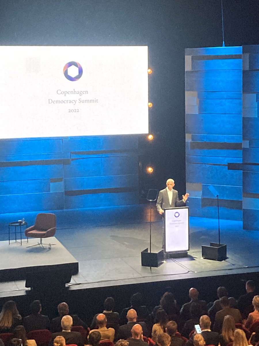 Brilliant two days with <a href="/BarackObama/">Barack Obama</a> and <a href="/ObamaFoundation/">The Obama Foundation</a> discussing what a better version on democracy should look like, that takes on populism, disinformation and gives voice and agency to citizens